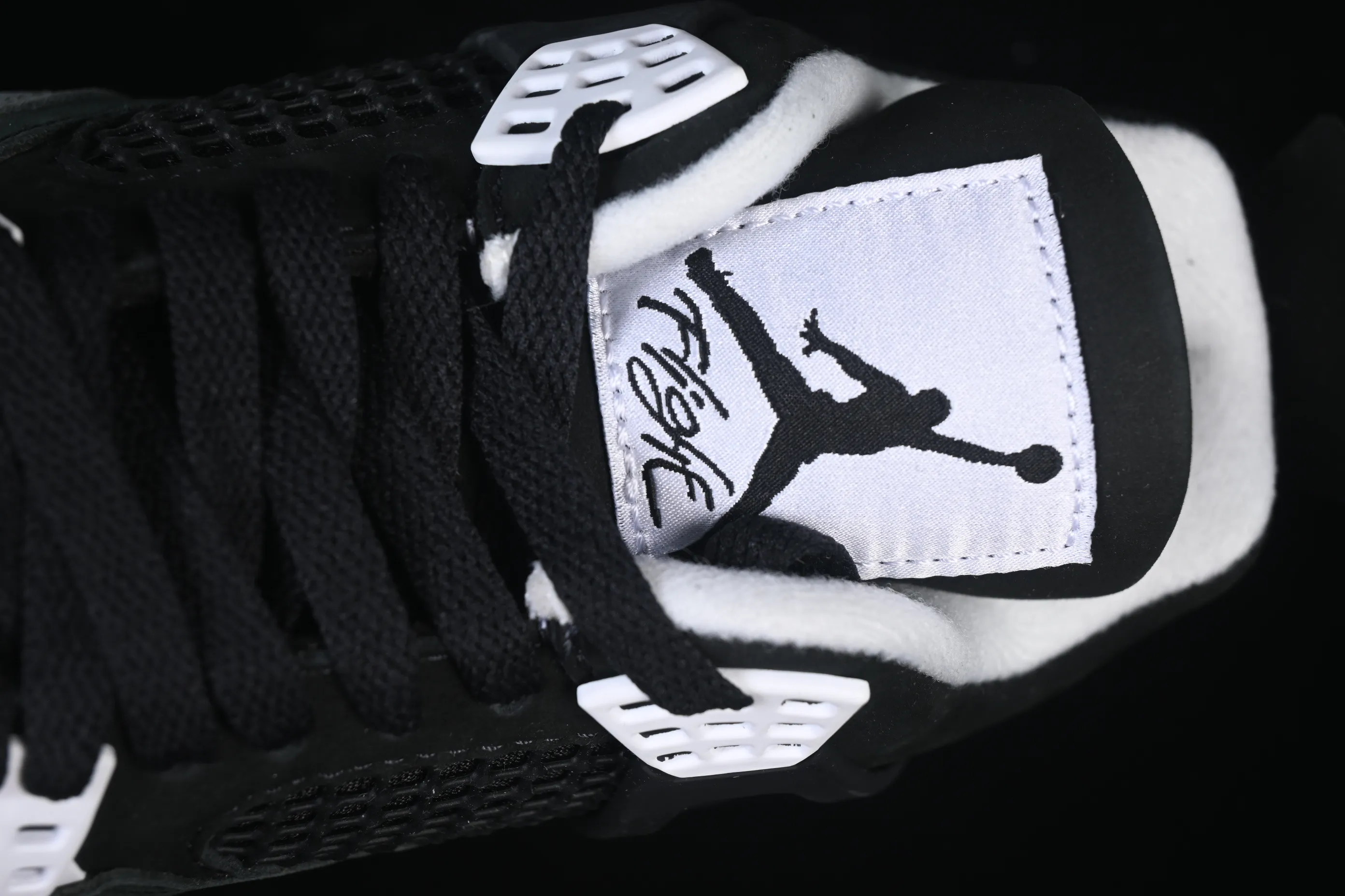 All categories Air Jordan Jordan series basketball shoes Air Jordan 4 OG version Air Jordan 4 "Fear" AJ4 Joe 4 fear suit replica basketball shoes FQ8138-002
